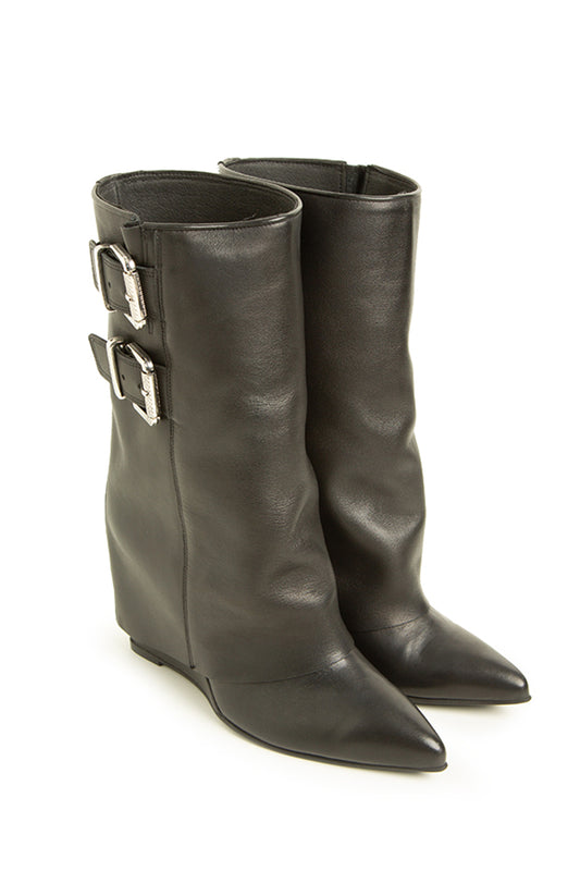 Botas Pretas em Pele com Fivelas BSB