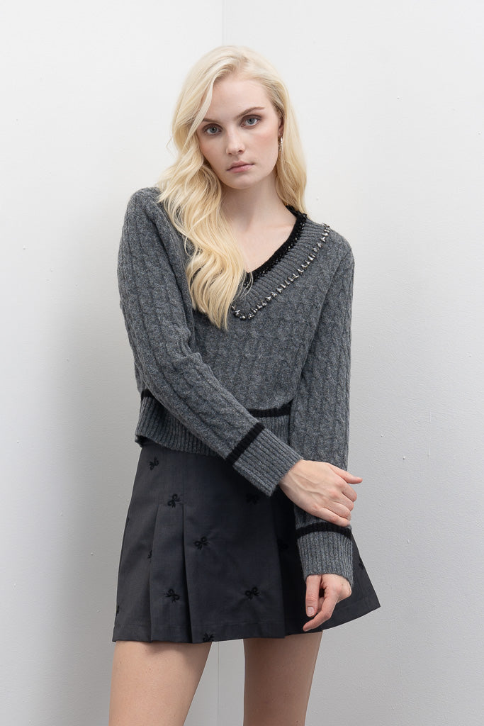 Camisola em Malha com Decote em V e Detalhe de Pedras Goa Goa