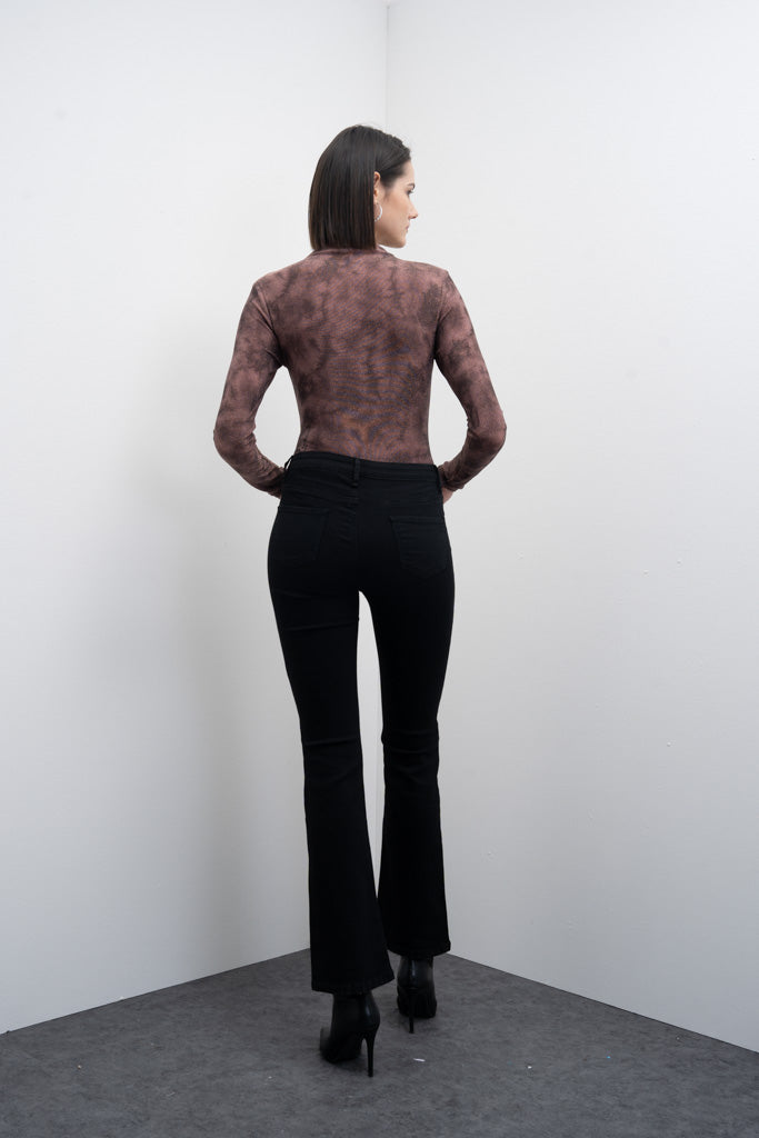 Calças com Ilhós Decorativos Goa Goa